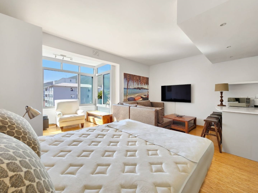 0 Bedroom Property for Sale in Sea Point Western Cape